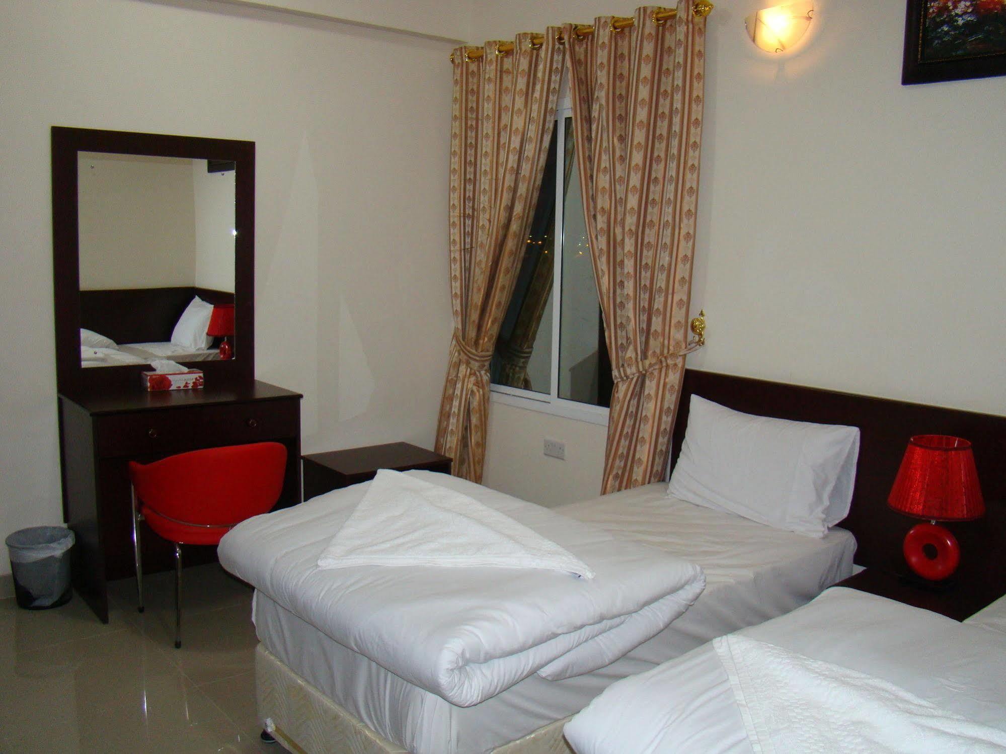 Savoy Grand Hotel Apartments Muscat Exterior photo